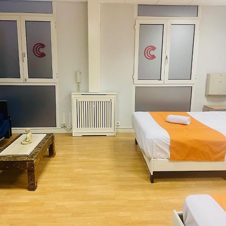 Punta Me Beautiful Apartments In Madrid Downtown ภายนอก รูปภาพ