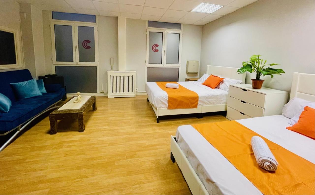 Punta Me Beautiful Apartments In Madrid Downtown ภายนอก รูปภาพ