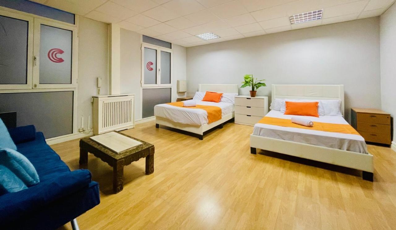 Punta Me Beautiful Apartments In Madrid Downtown ภายนอก รูปภาพ